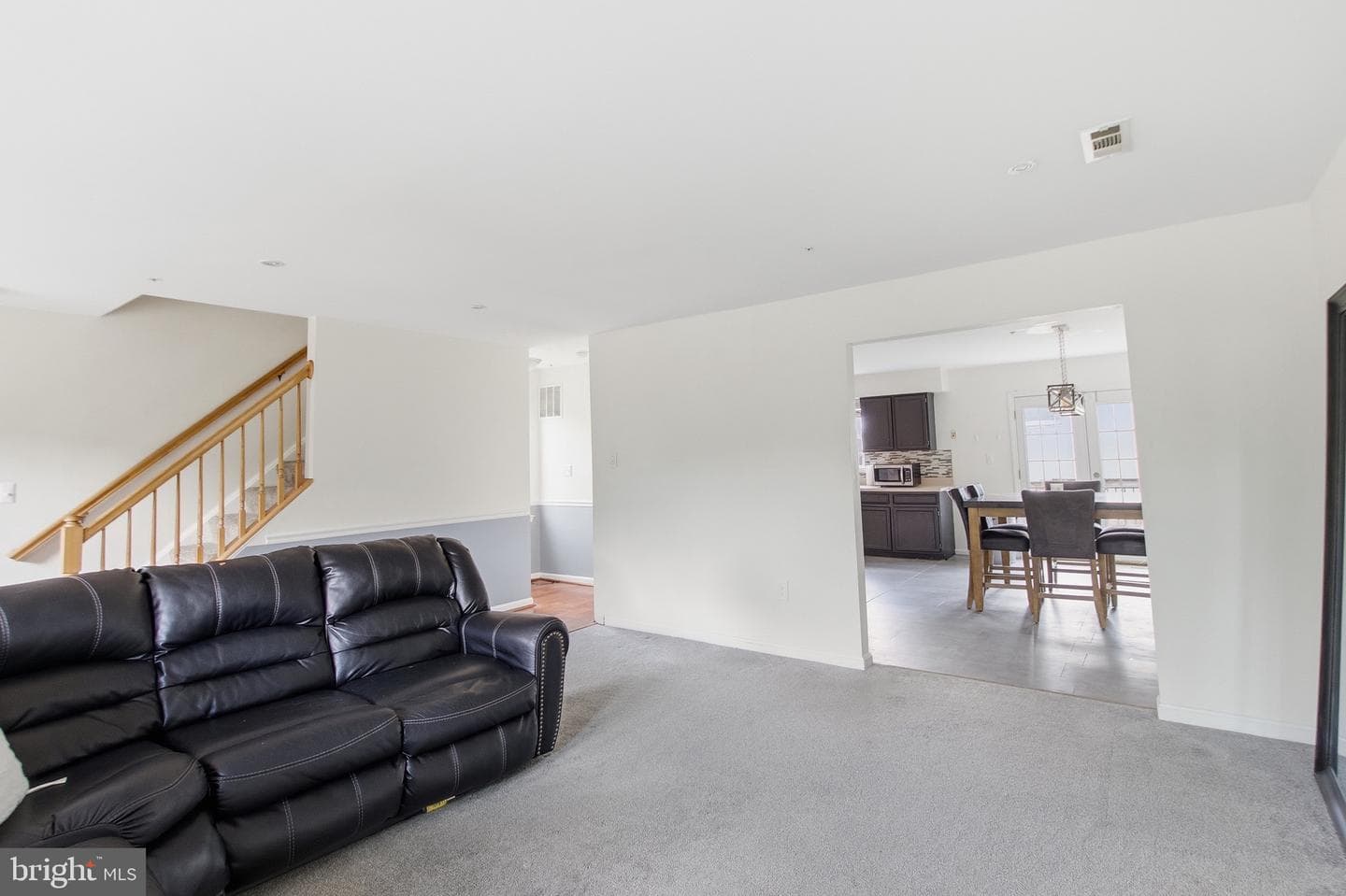 9089 Hardesty Drive photo 11