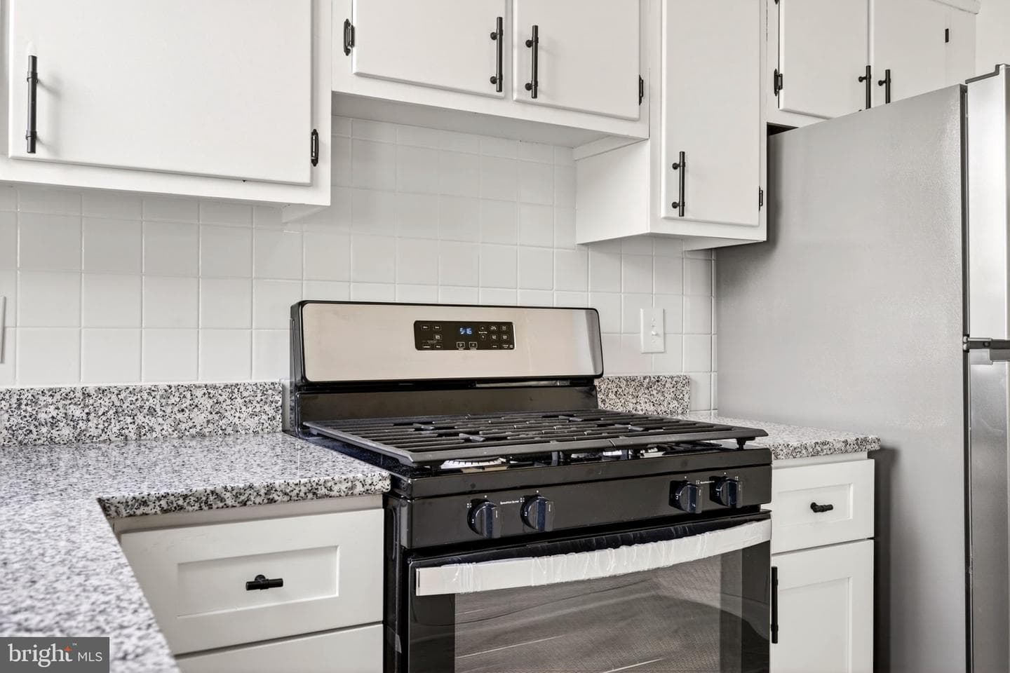 2412 Fordham Street photo 9
