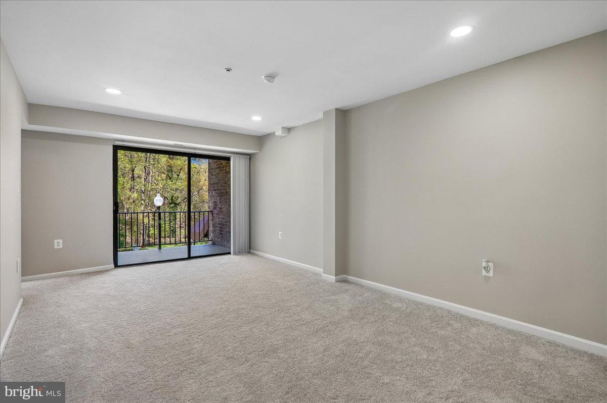 7806 Hanover Parkway #307 photo 3