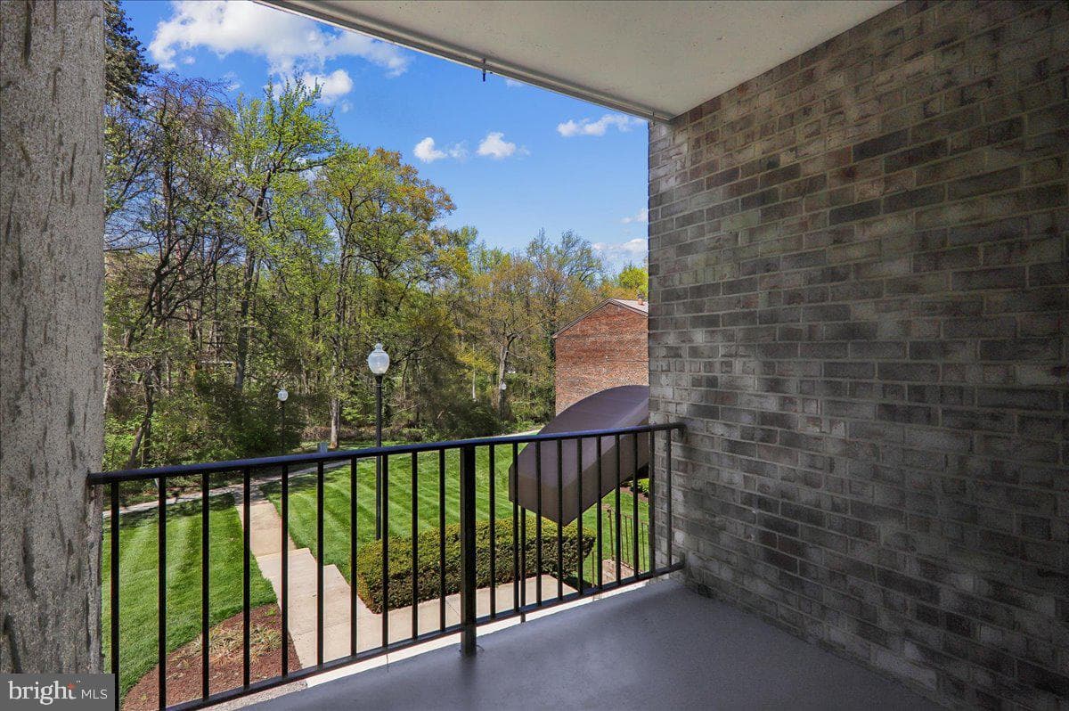 7806 Hanover Parkway #307 photo 4