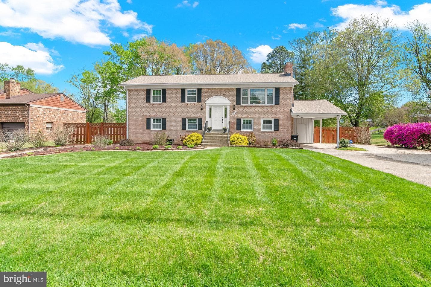 7616 Earnshaw Drive photo 4