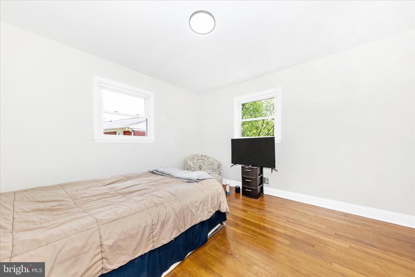 5806 Cheryl Lane photo 13