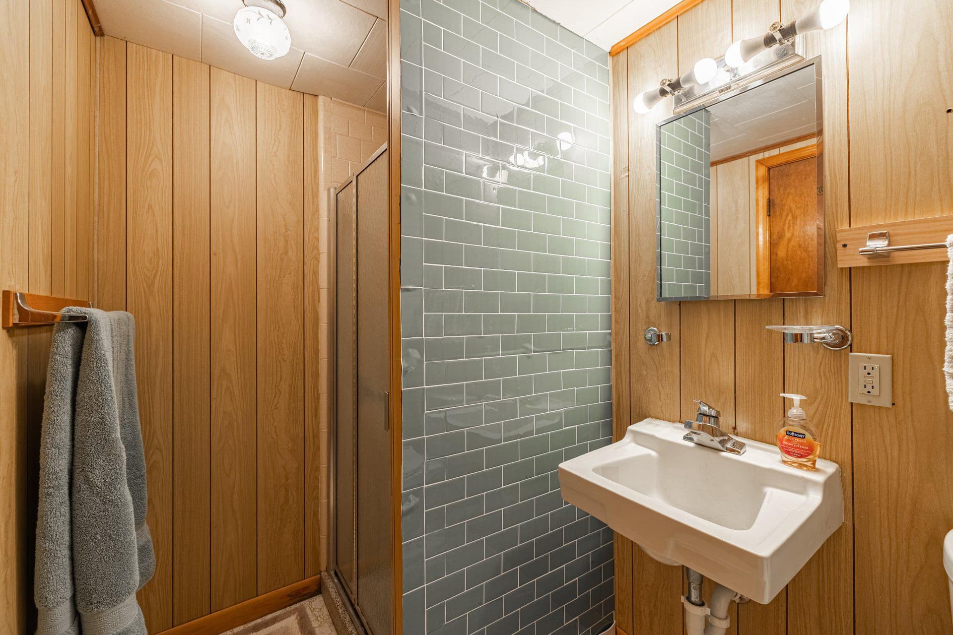 10904 Fleetwood Drive photo 29