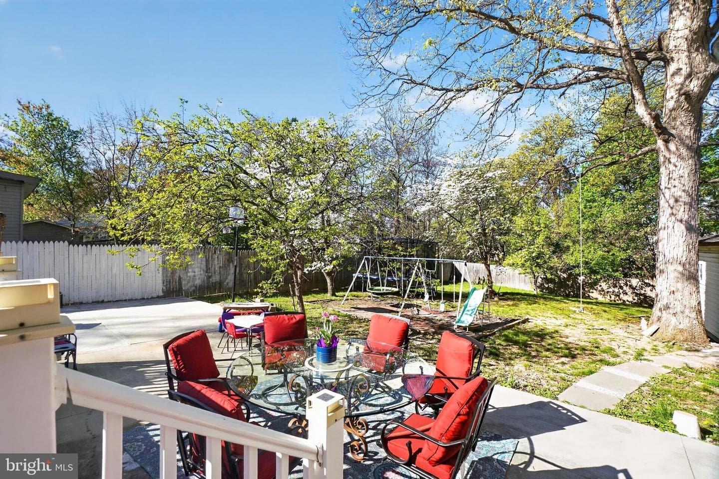 5506 Winston Street photo 40