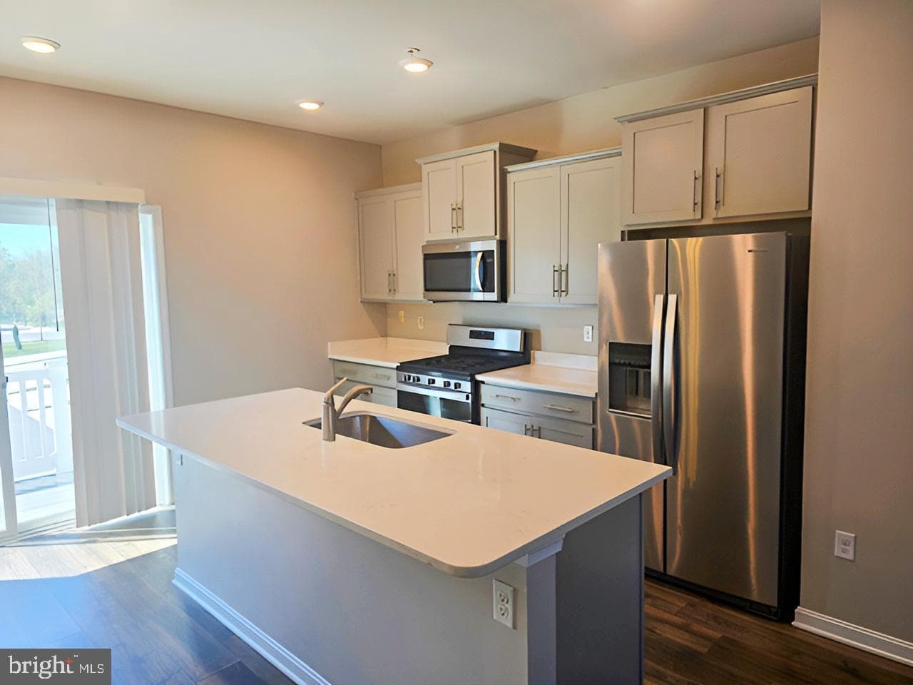 9623 Fagan Drive photo 6