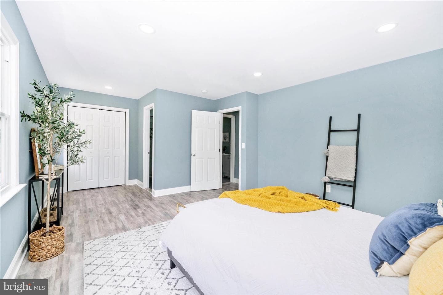 6737 Allentown Road photo 32