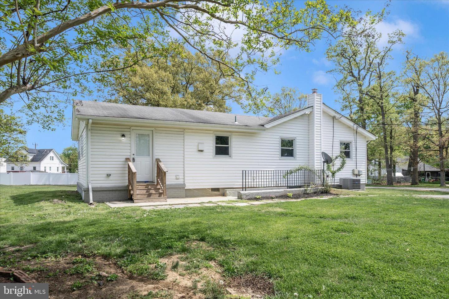6737 Allentown Road photo 6