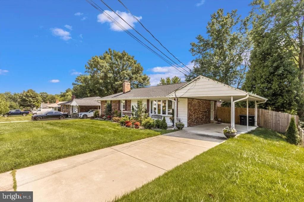 13016 Ingleside Drive photo 3