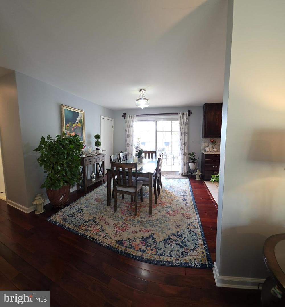 13016 Ingleside Drive photo 8