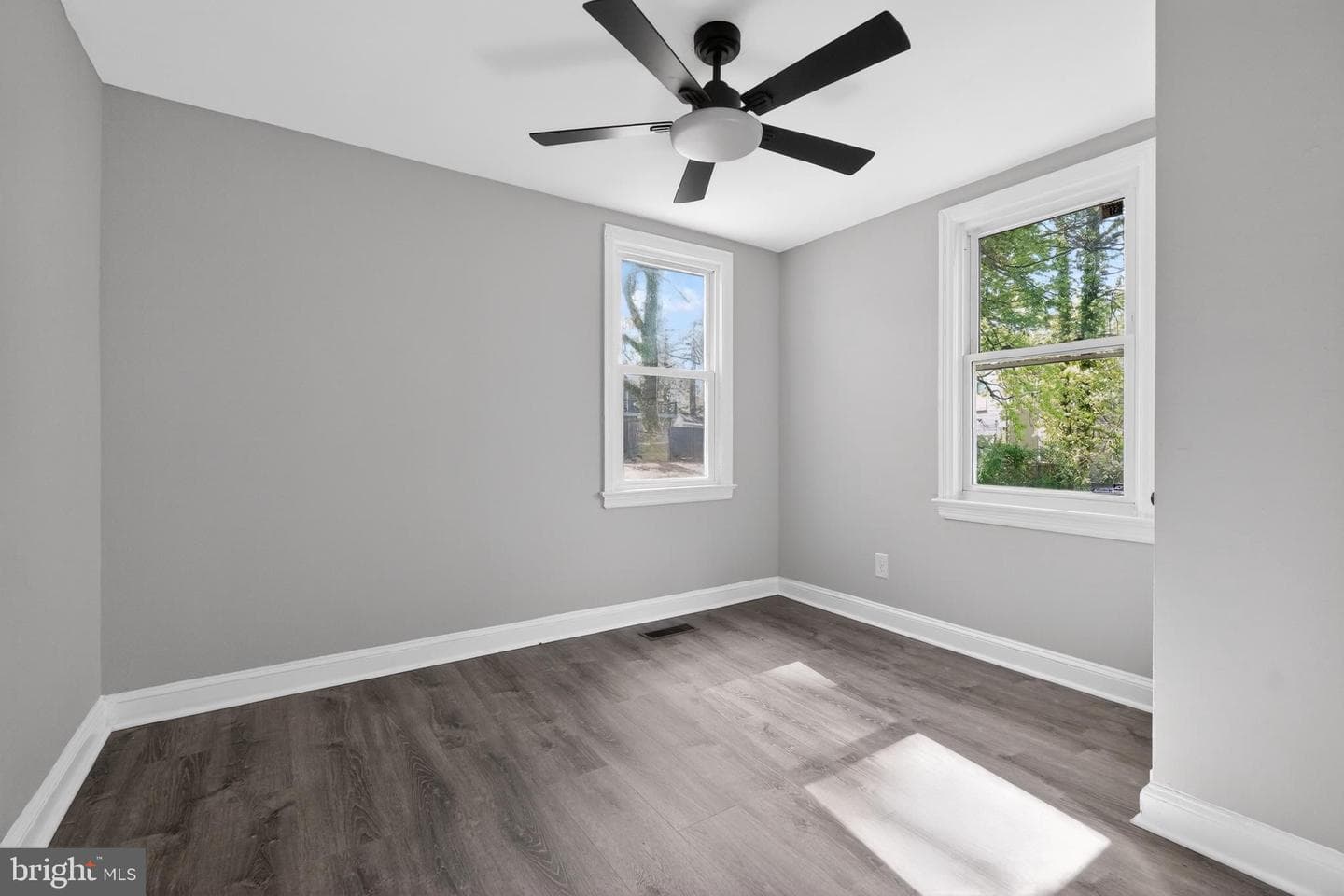 516 71st Street photo 12
