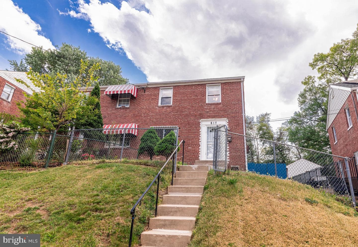 817 Berkshire Drive photo 3