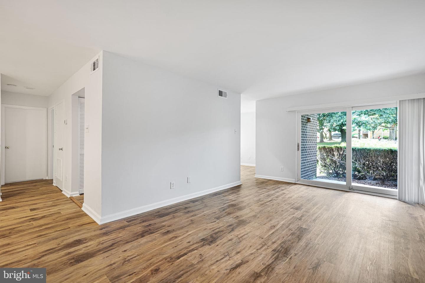 11210 Cherry Hill Rd # 111, Beltsville