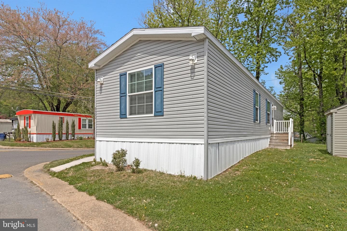 9500 Beech Park Street photo 4