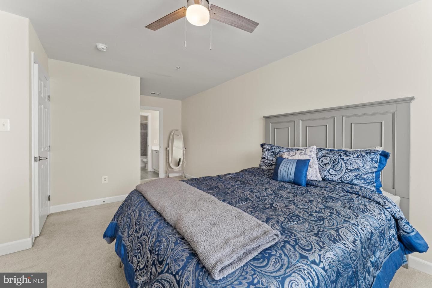 10916 Sir Paul Place photo 50