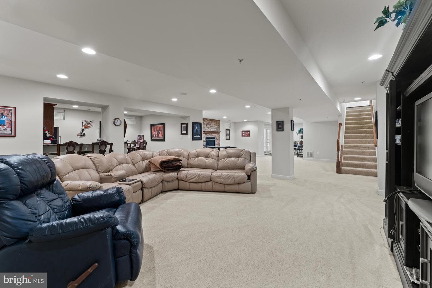 10916 Sir Paul Place photo 56