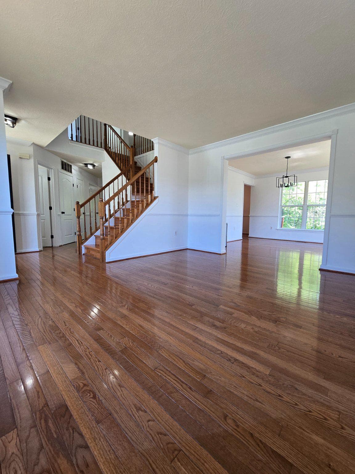 10904 Gunpowder Drive photo 4