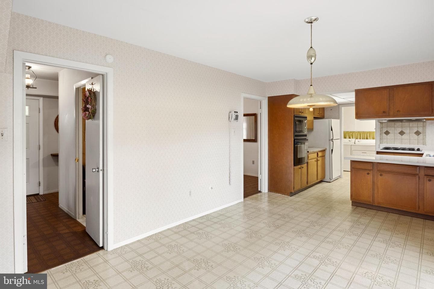 2313 Hanover Place photo 16