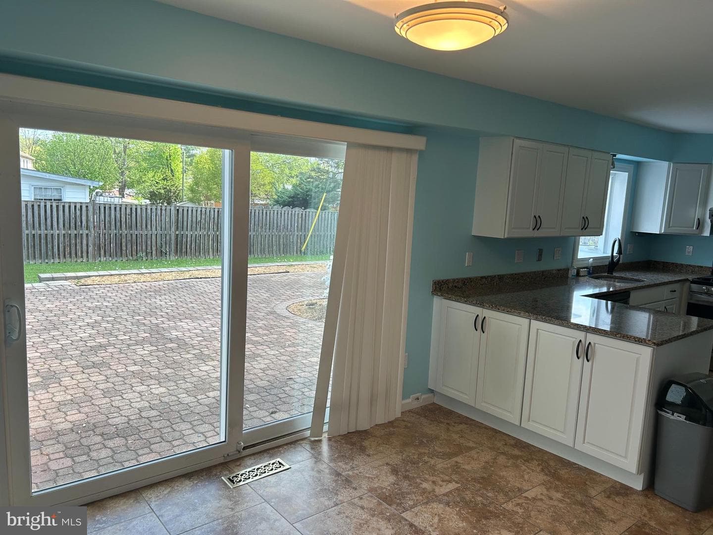 2903 Twisting Lane photo 20