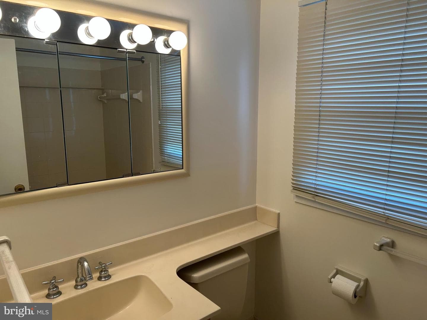 2903 Twisting Lane photo 33
