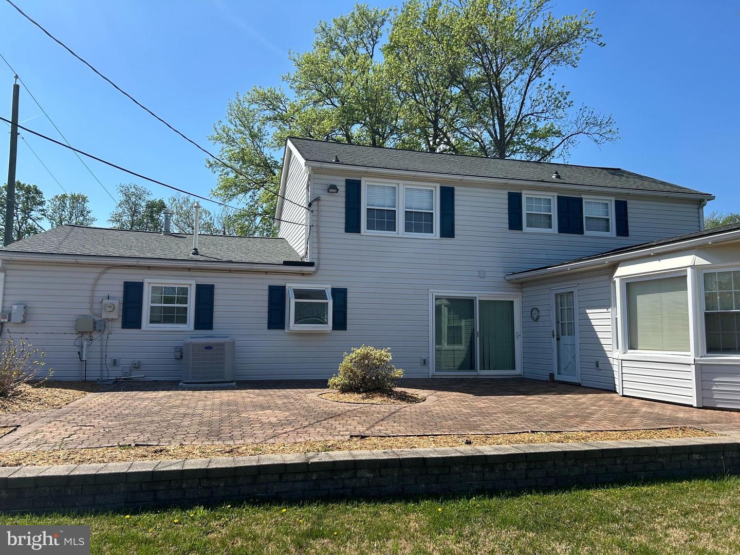 2903 Twisting Lane photo 6
