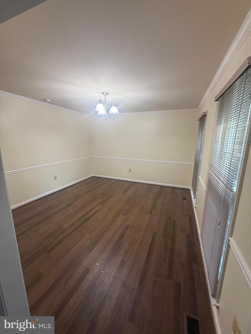 5404 Lakevale Terrace photo 22
