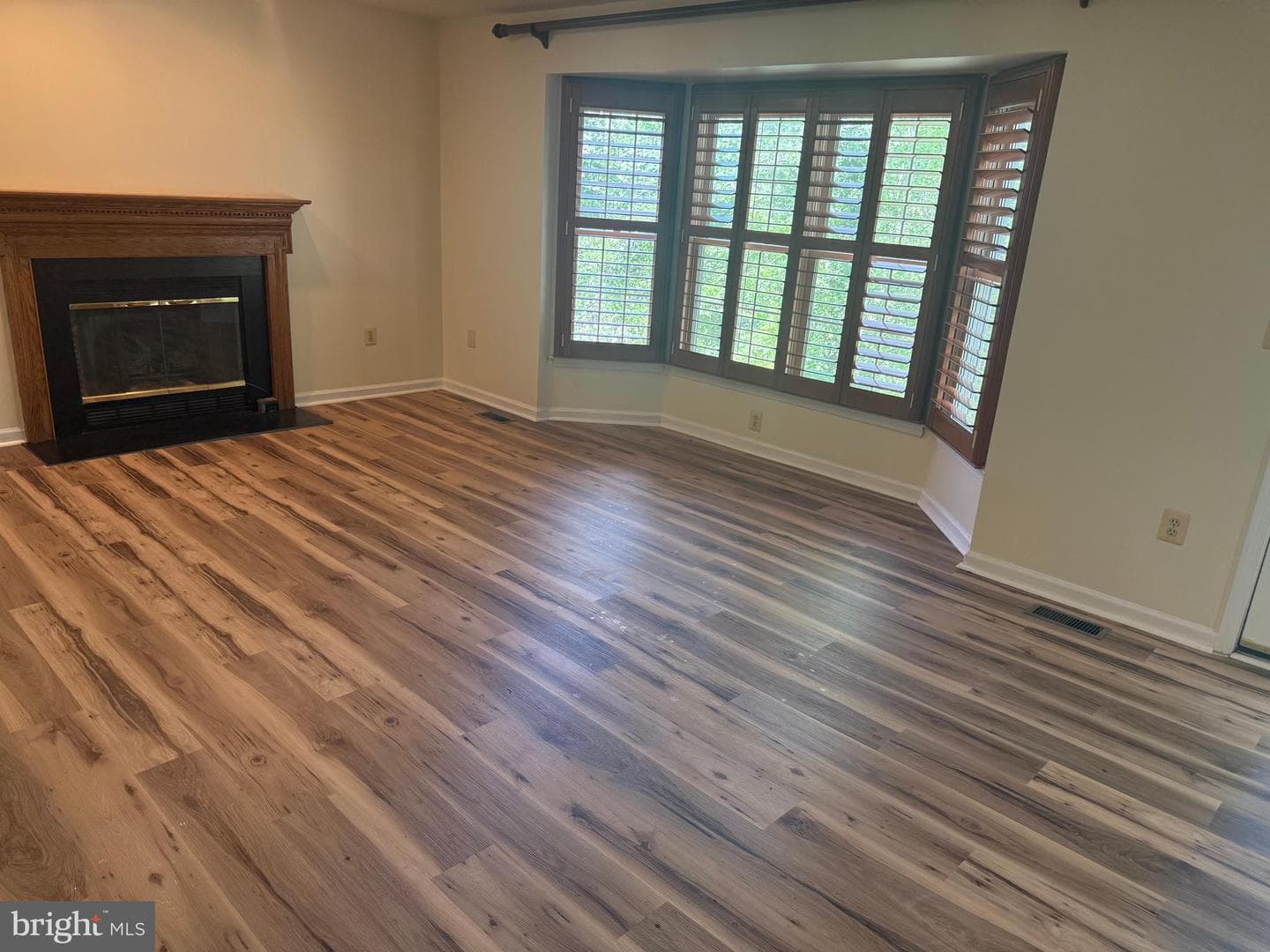 5404 Lakevale Terrace photo 33