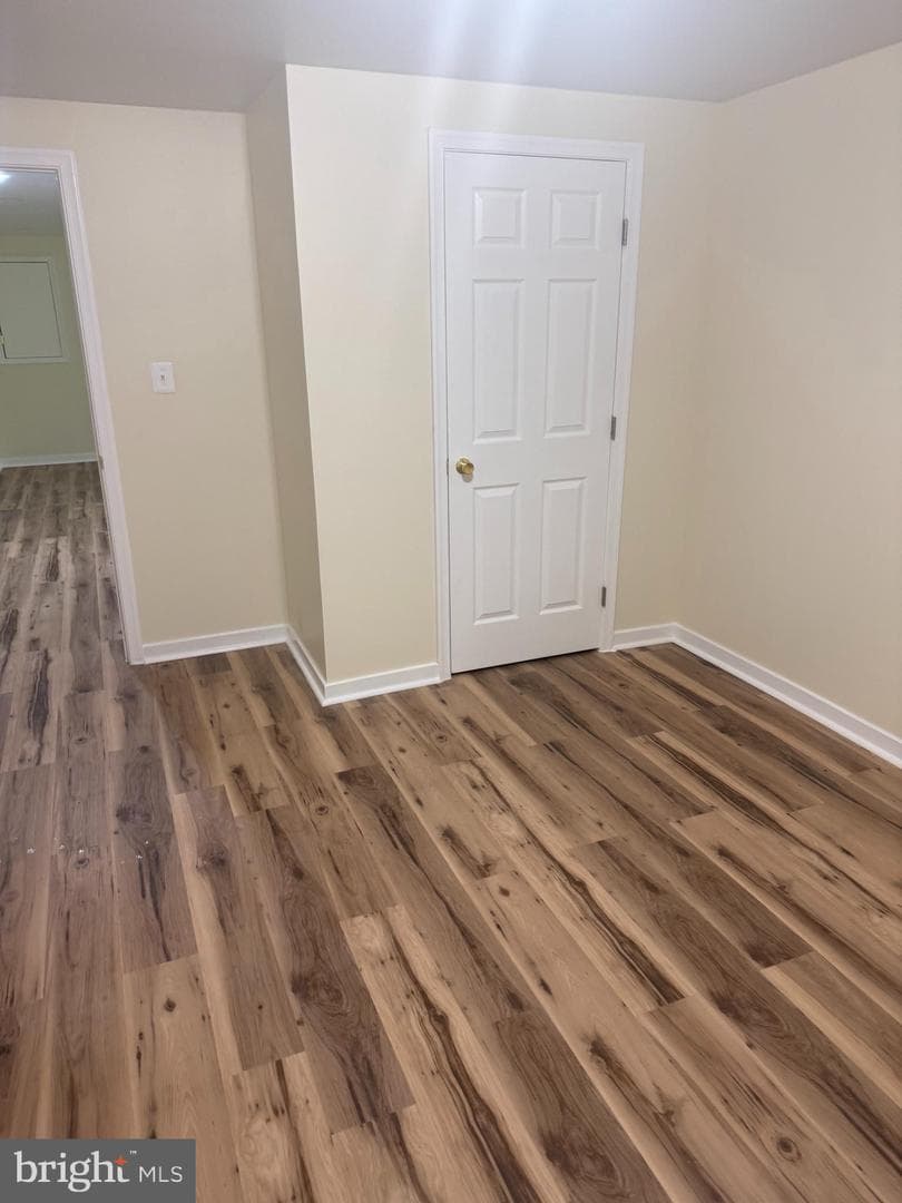 5404 Lakevale Terrace photo 44