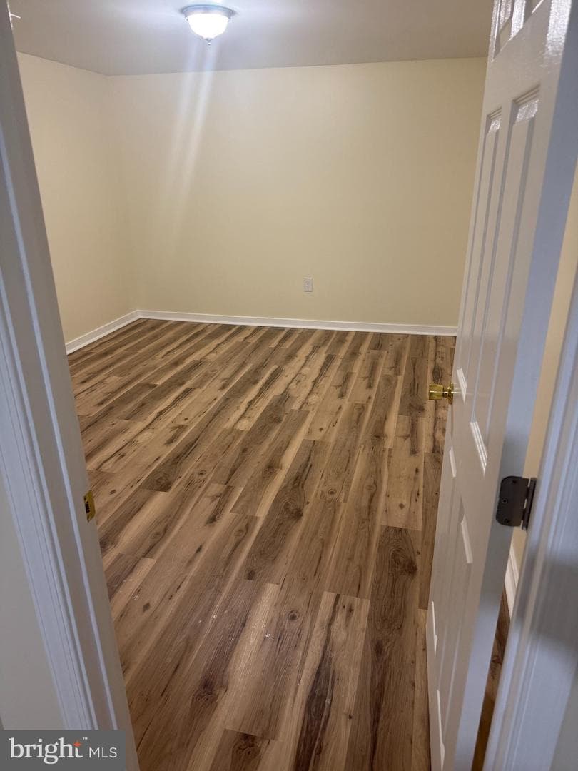 5404 Lakevale Terrace photo 45