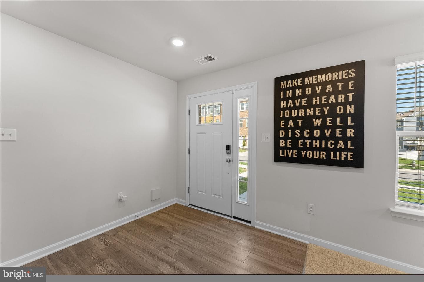 9611 Silver Bluff Way photo 3