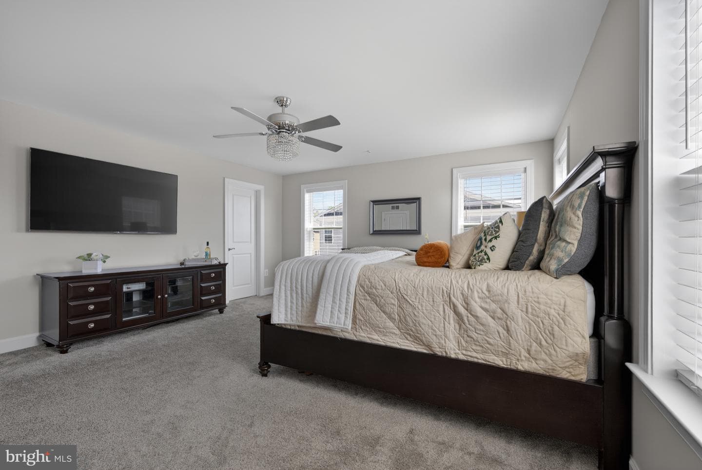10423 John Glenn Street photo 19