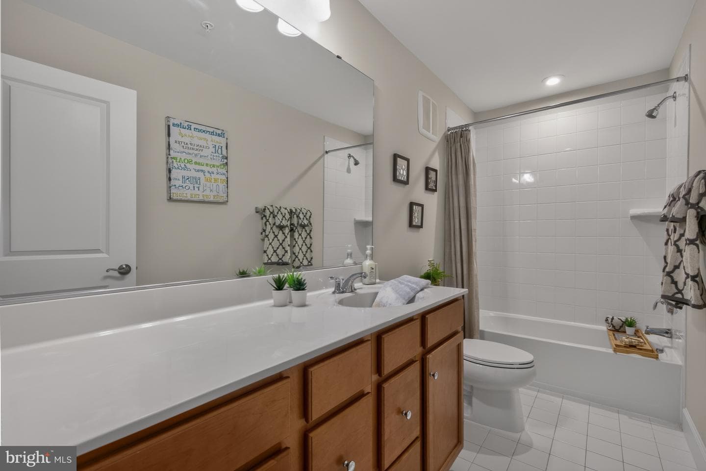 10423 John Glenn Street photo 27
