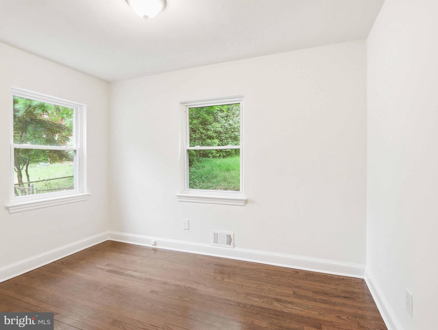 5507 Gallatin Street photo 20