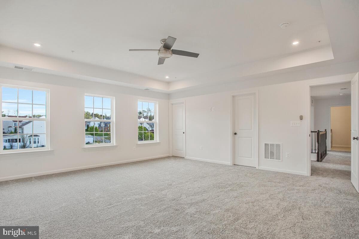 6511 Suitland Road photo 10