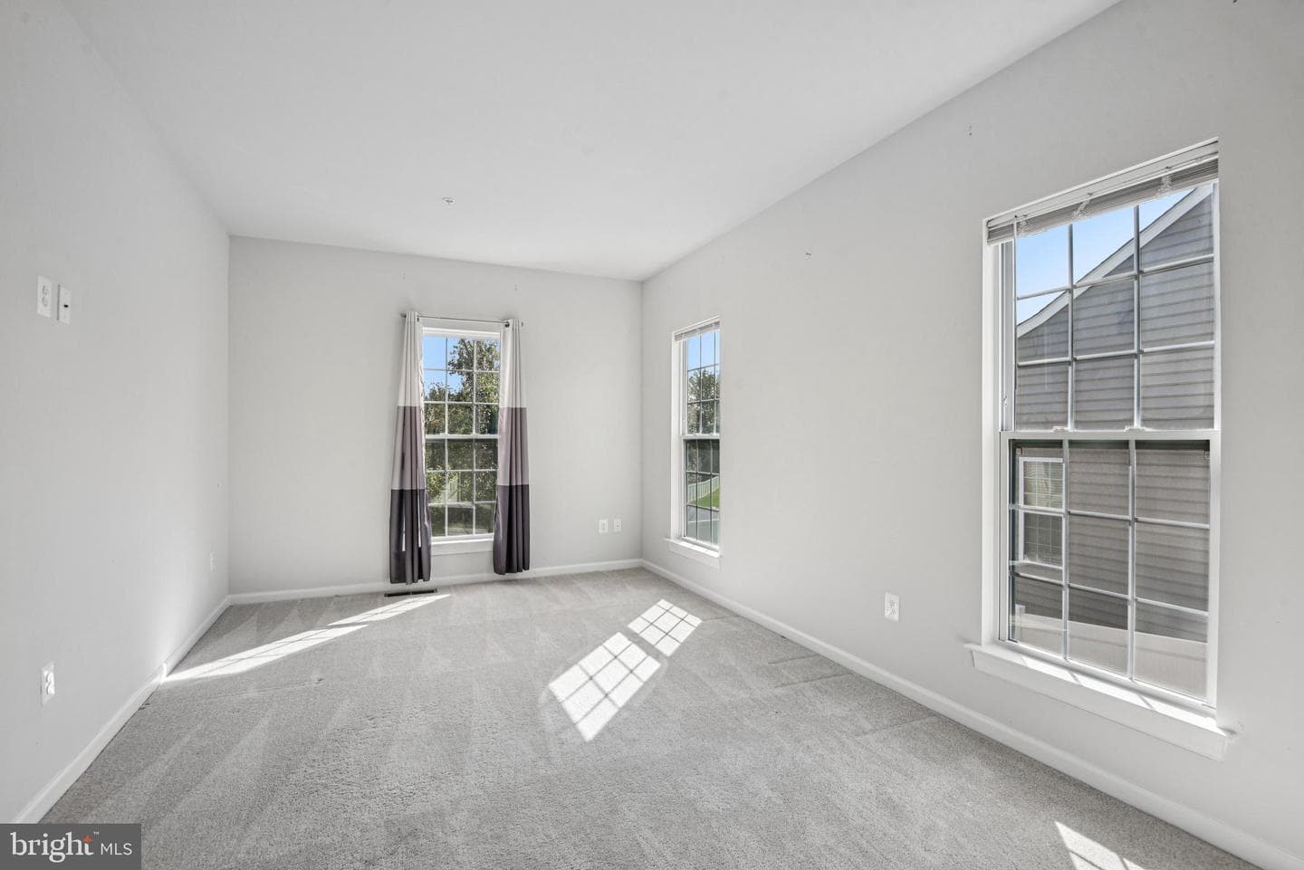 6201 Savannah Drive photo 8
