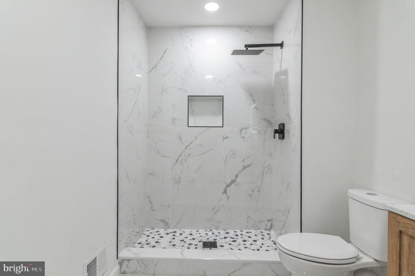 10906 Bennington Drive photo 25