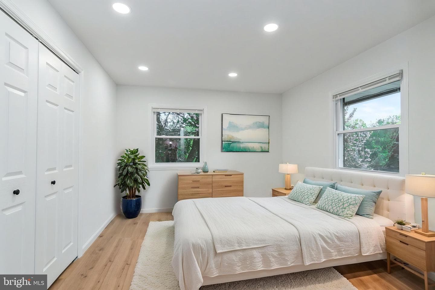 10906 Bennington Drive photo 5