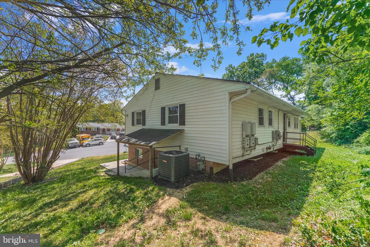 13102 Wellford Drive photo 38