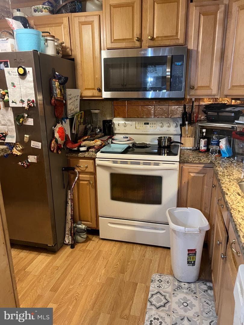 306 Aqua Lynn Drive photo 6