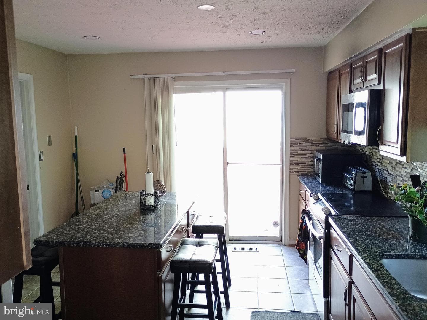 1009 Consideration Lane photo 8