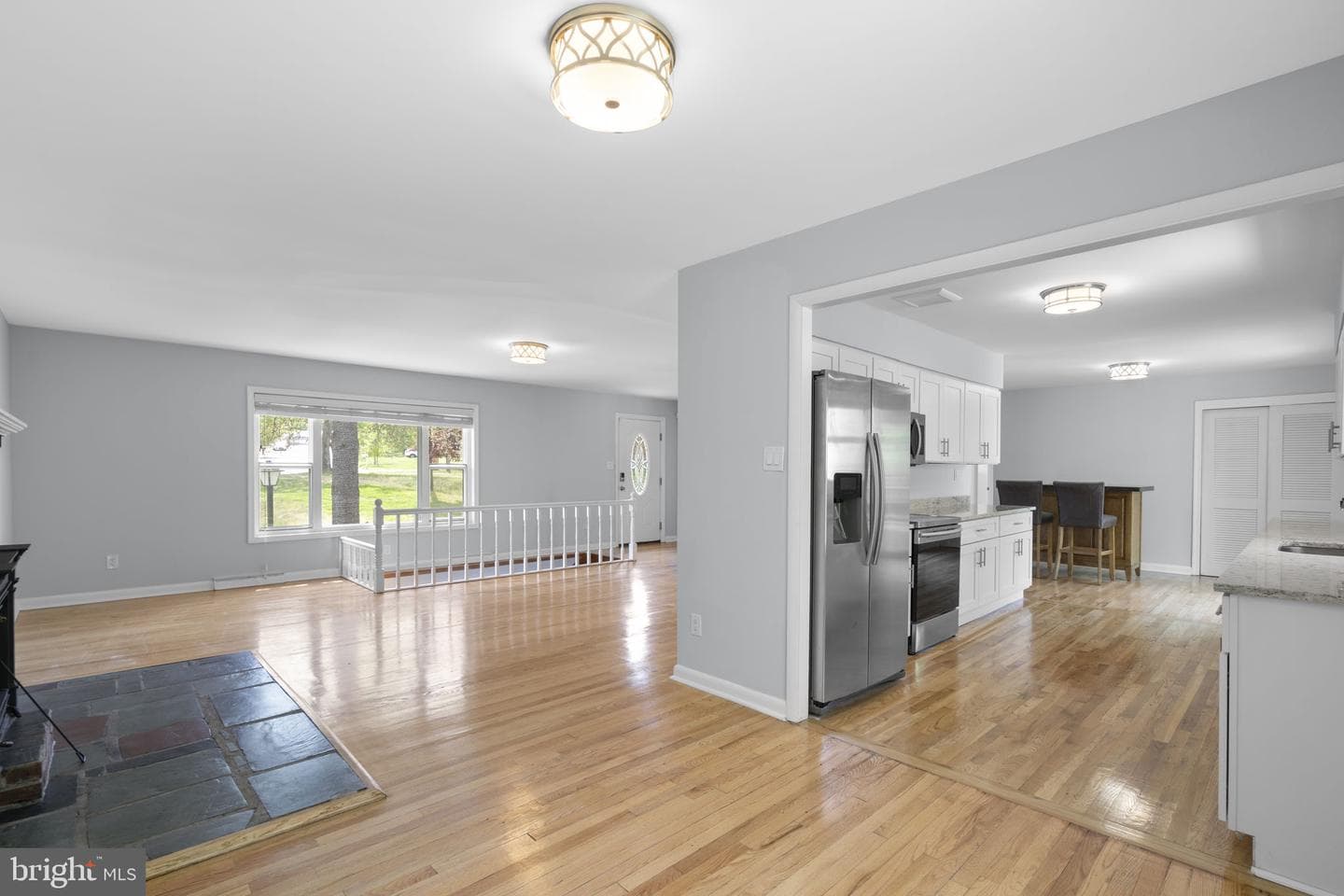 613 Broad Creek Drive photo 9