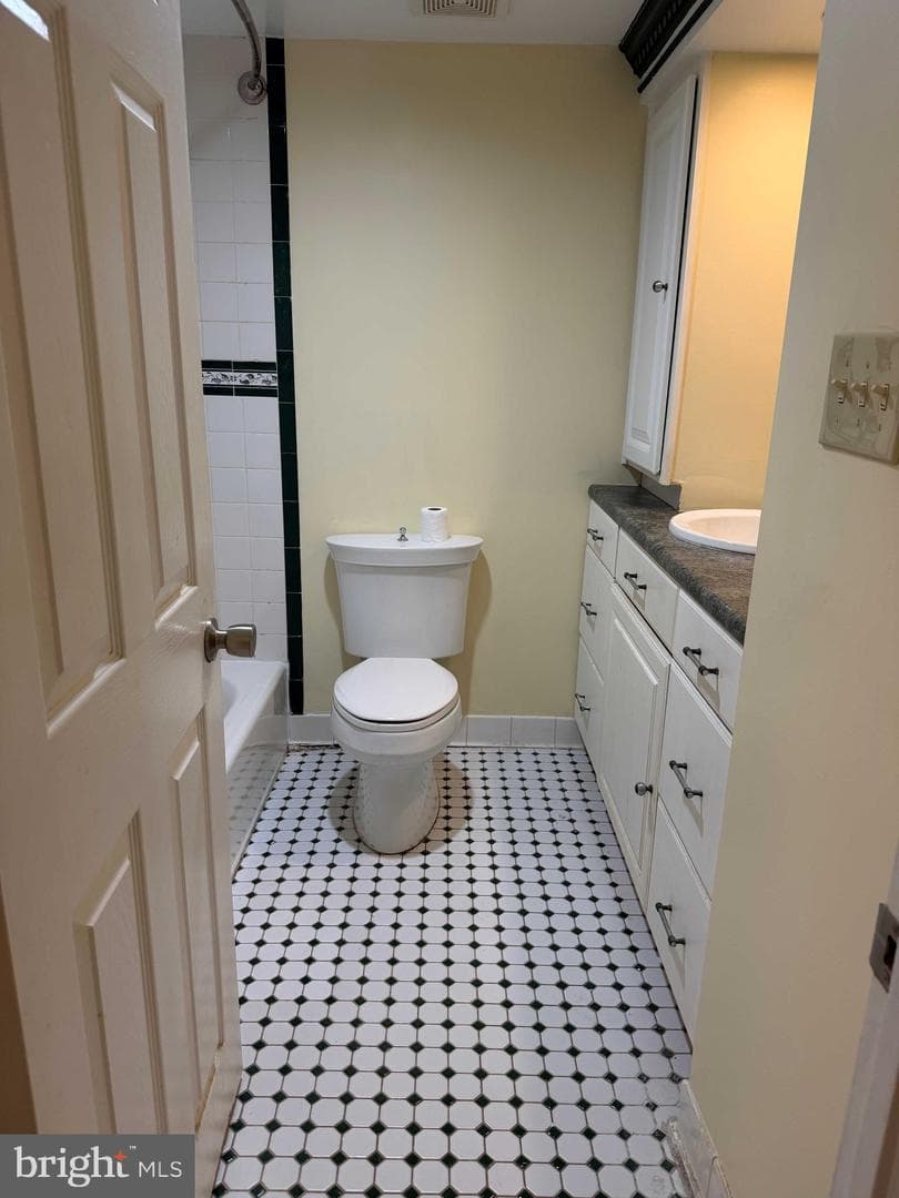 8007 Mandan Road #605 photo 10