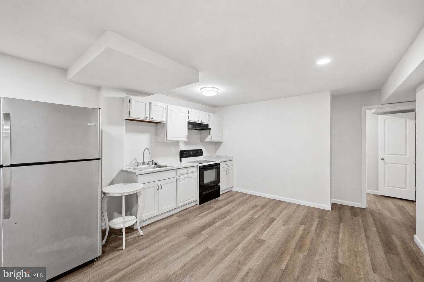 511 Holly Road photo 10