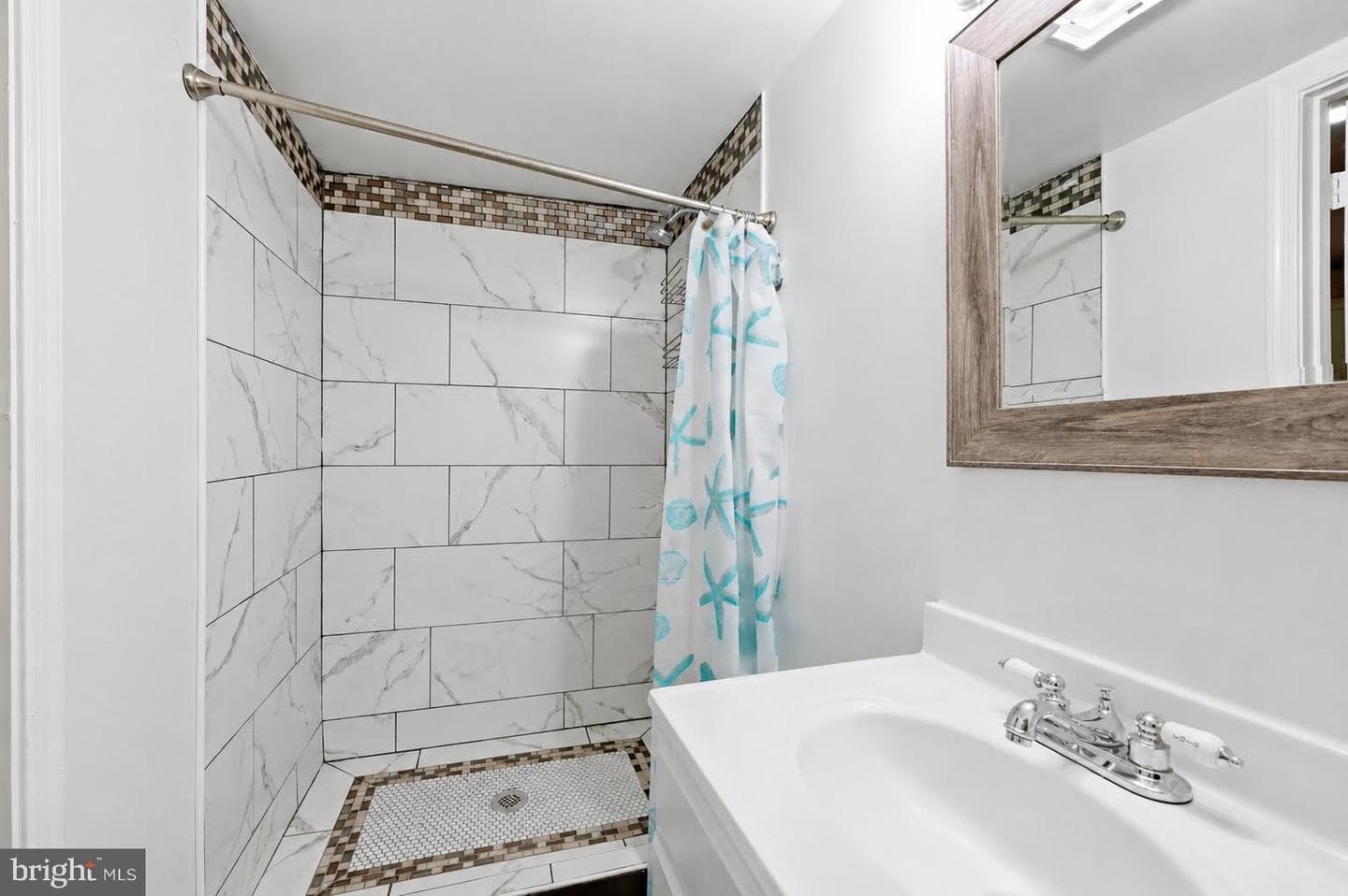 511 Holly Road photo 15