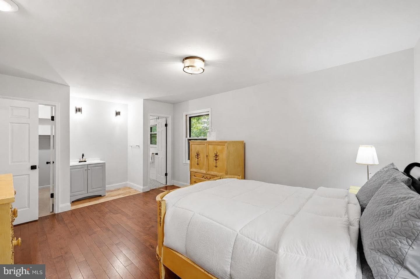 511 Holly Road photo 23