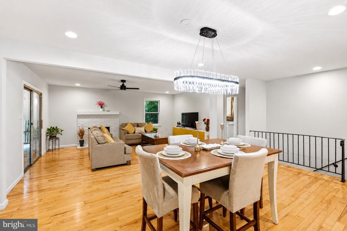 511 Holly Road photo 5