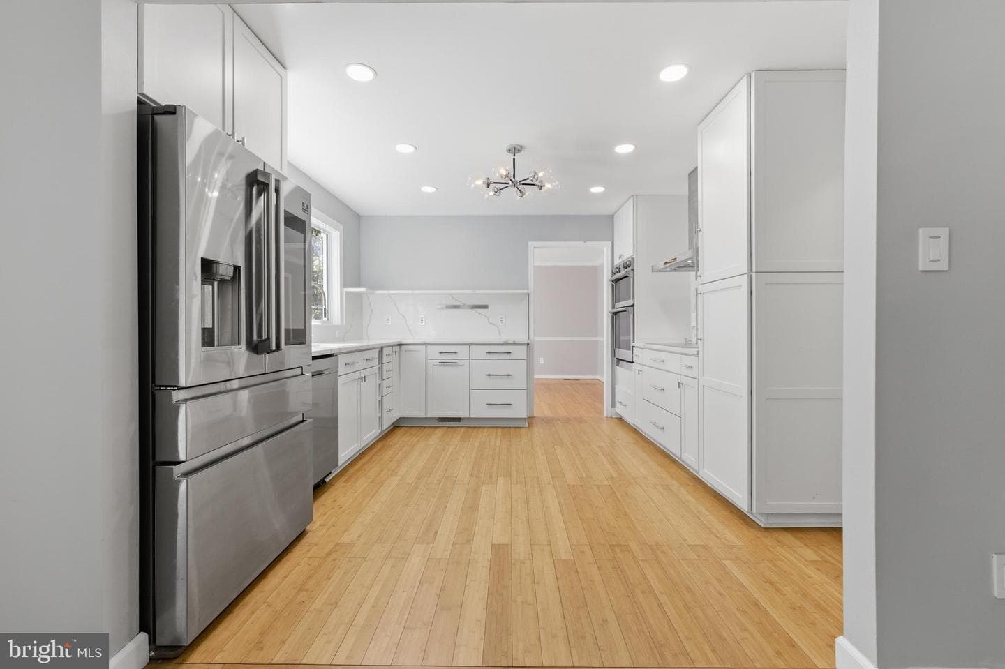 13601 Pendleton Street photo 13