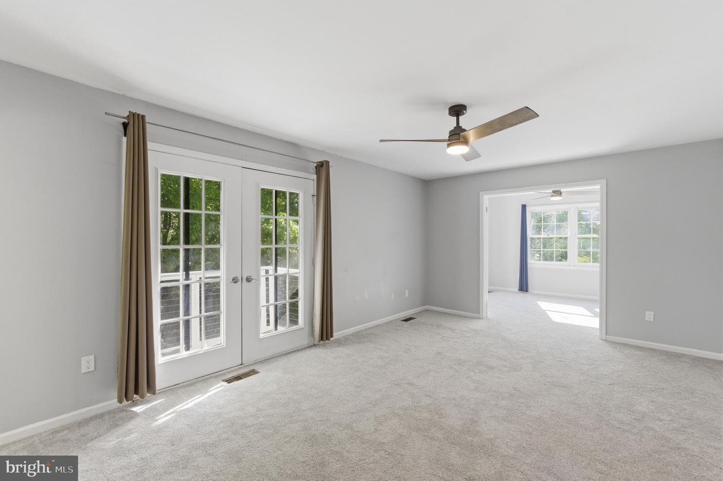 13601 Pendleton Street photo 22