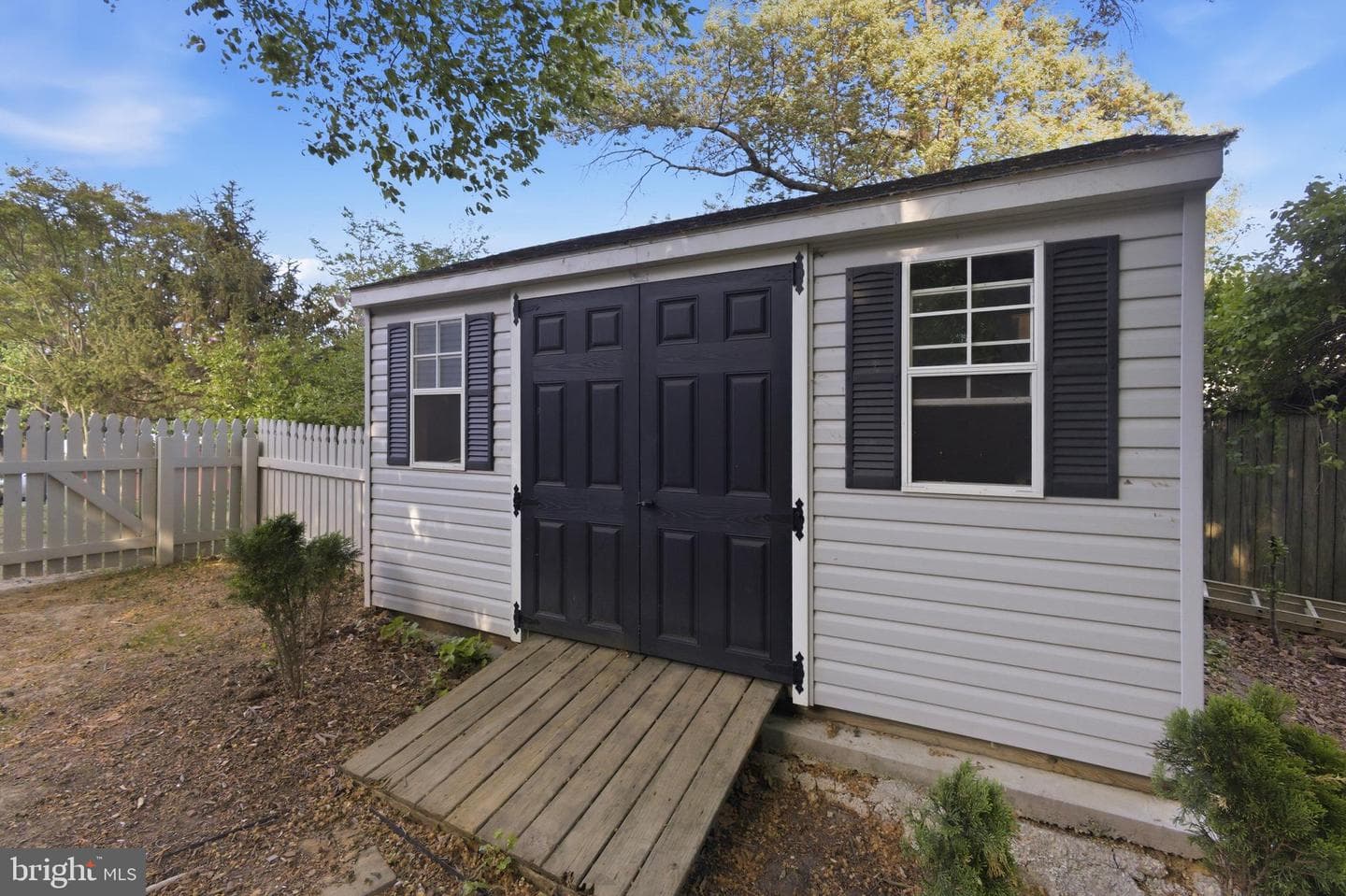 13601 Pendleton Street photo 43