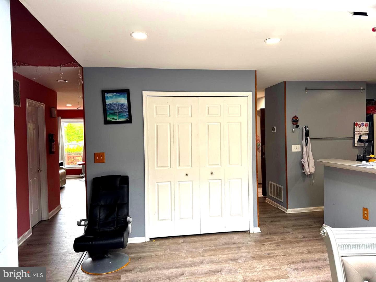 9348 Creekview Drive photo 24