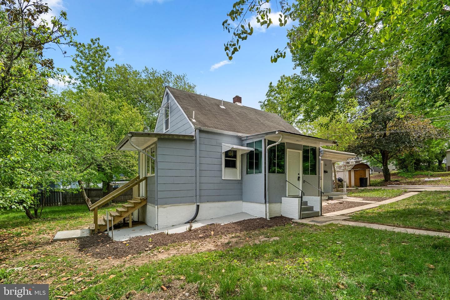 4010 Forest Grove Dr photo 1
